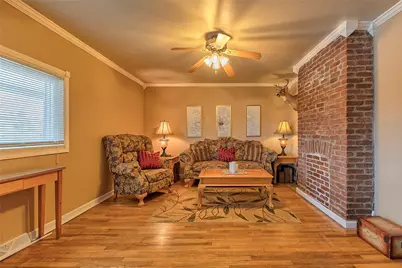 8005 Hayward St, Hempfield Township, PA 15691 - Photo 2