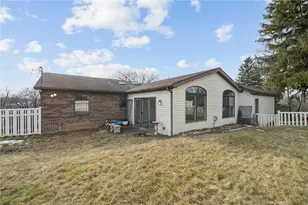 100 Palmer Rd, Pittsburgh, PA 15239 - Photo 44