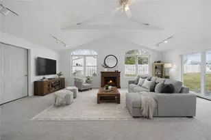 100 Palmer Rd, Pittsburgh, PA 15239 - Photo 12