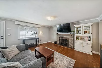 4817 Flamingo Dr, Pittsburgh, PA 15236 - Photo 8