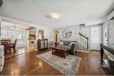 4817 Flamingo Dr, Pittsburgh, PA 15236 - Photo 6