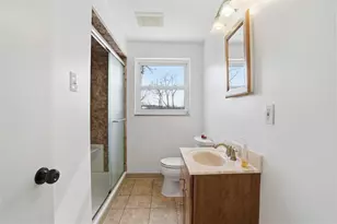 516 Walde St, Pittsburgh, PA 15210 - Photo 10