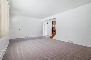 516 Walde St, Pittsburgh, PA 15210 - Photo 8