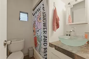 1009 Constance St, Pittsburgh, PA 15212 - Photo 10