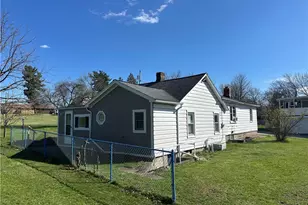 514 Penn High Park Rd, Jeannette, PA 15644 - Photo 4