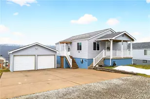 123 4th Ave, New Eagle, PA 15067 - Photo 1