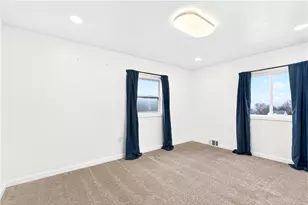 123 4th Ave, New Eagle, PA 15067 - Photo 18