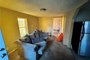 609 S Ray St, New Castle, PA 16101 - Photo 2