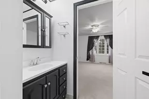 115 Thornberry Dr, Pittsburgh, PA 15237 - Photo 8