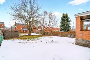 220 Harden Ave, Duquesne, PA 15110 - Photo 30