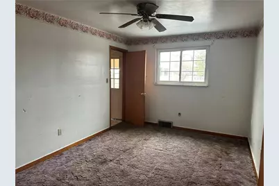 35 Perry St, Pittsburgh, PA 15209 - Photo 10