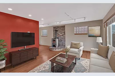 8020 Lloyd Ave, Pittsburgh, PA 15218 - Photo 2