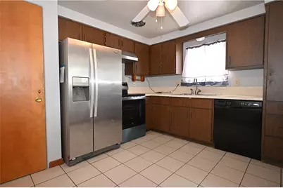 5166 5166 Leona Dr, Pittsburgh, PA 15227 - Photo 28