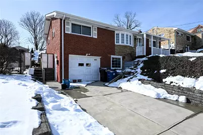 5166 5166 Leona Dr, Pittsburgh, PA 15227 - Photo 10