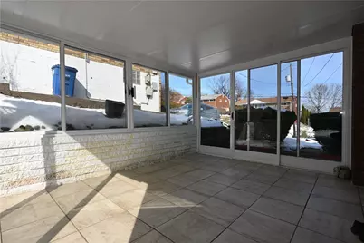 5166 5166 Leona Dr, Pittsburgh, PA 15227 - Photo 30