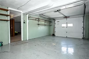 5166 5166 Leona Dr, Pittsburgh, PA 15227 - Photo 38