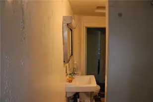 102 W Midland Ave, Midland Boro, PA 15059 - Photo 14