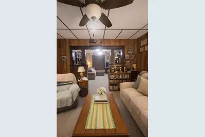 118 S 12th Street, Jeannette, PA 15644 - Photo 4