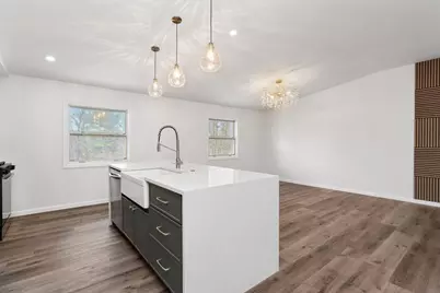 2715 Otterbein Dr, Pittsburgh, PA 15101 - Photo 12