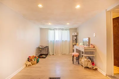 398 Sugar Run Rd, Waynesburg, PA 15370 - Photo 14