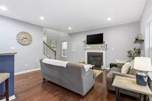 225 Sunrise Dr, Carnegie, PA 15106 - Photo 8