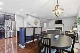 225 Sunrise Dr, Carnegie, PA 15106 - Photo 10