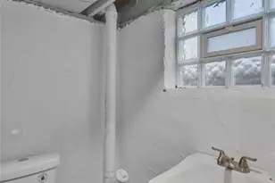 641 1st Ave, Ellwood City, PA 16117 - Photo 24