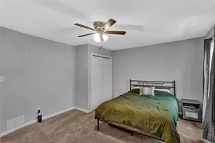 641 1st Ave, Ellwood City, PA 16117 - Photo 18