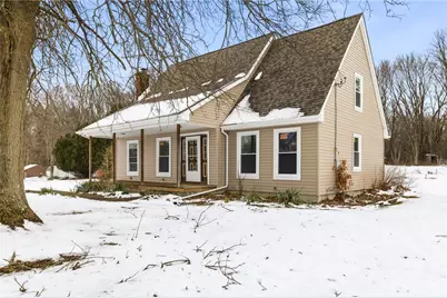 2104 Pulaski Road, New Castle, PA 16105 - Photo 2