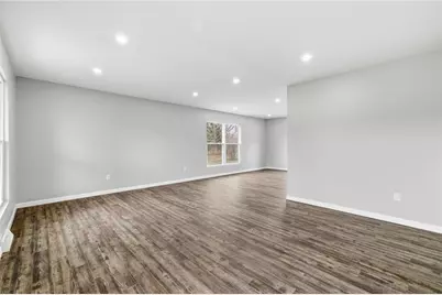 2104 Pulaski Road, New Castle, PA 16105 - Photo 8