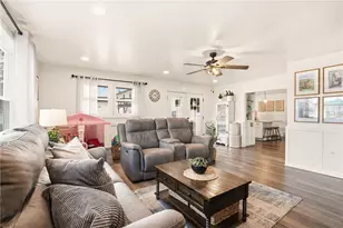 865 Lansberry Ct, Somerset Boro, PA 15501 - Photo 16