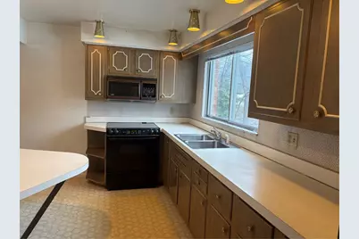 233 Homewood Drive, Butler, PA 16001 - Photo 2