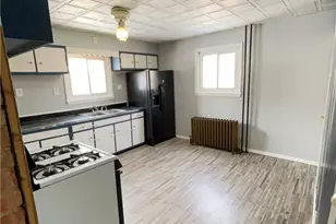 1360 Center St, McKees Rocks, PA 15136 - Photo 4