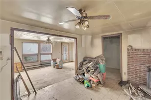 209 Upper Godfrey Dr, Gilpin Township, PA 15656 - Photo 8