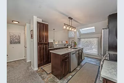 1402 Towne Square Dr, Pittsburgh, PA 15101 - Photo 4