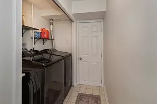 1402 Towne Square Dr, Pittsburgh, PA 15101 - Photo 24