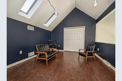 1402 Towne Square Dr, Pittsburgh, PA 15101 - Photo 16