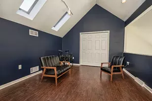 1402 Towne Square Dr, Pittsburgh, PA 15101 - Photo 16