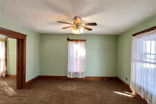 916 Beckford St, New Castle, PA 16101 - Photo 16