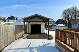 916 Beckford St, New Castle, PA 16101 - Photo 6