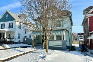 916 Beckford St, New Castle, PA 16101 - Photo 2