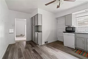 2007 Jane St, Pittsburgh, PA 15203 - Photo 14