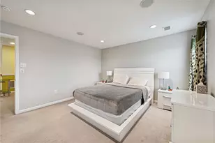 504 Azalea Ln, Bridgeville, PA 15017 - Photo 20