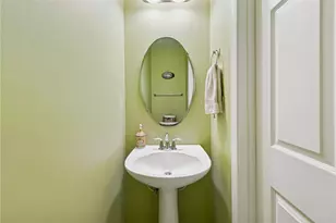 504 Azalea Ln, Bridgeville, PA 15017 - Photo 18