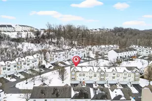 202 Mountain Dr, Carnegie, PA 15106 - Photo 4