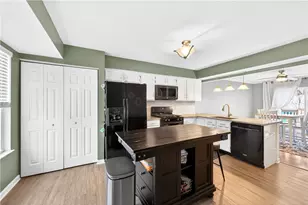 202 Mountain Dr, Carnegie, PA 15106 - Photo 22