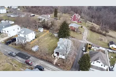 230 Maple St, Everson, PA 15631 - Photo 14