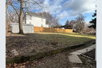 230 Maple St, Everson, PA 15631 - Photo 6