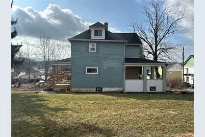 230 Maple St, Everson, PA 15631 - Photo 4