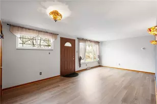 457 Elaine Dr, Pittsburgh, PA 15236 - Photo 4